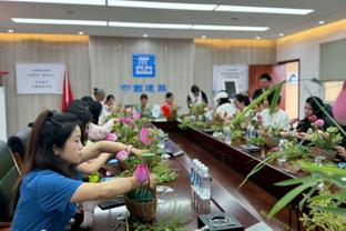 莫兰特：我们在末节团结一致 攻防两端充满能量